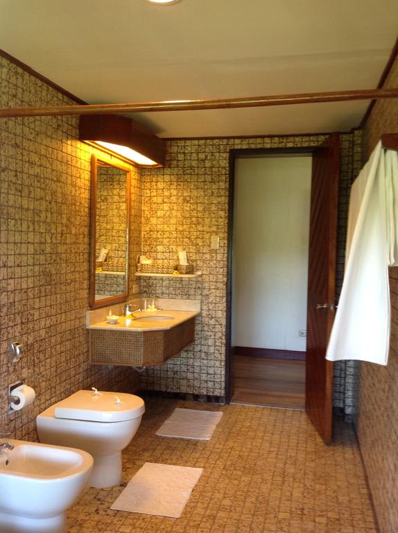 Badina Island Resort - Room 1 Bathroom