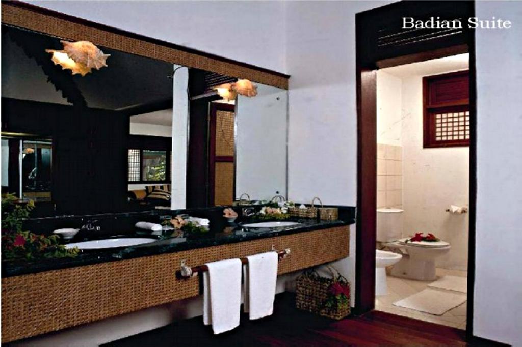Badian Island Resort - Room 2 Bathroom