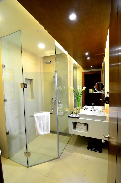 Best Western Plus Lex Cebu Room 1 Bathroom