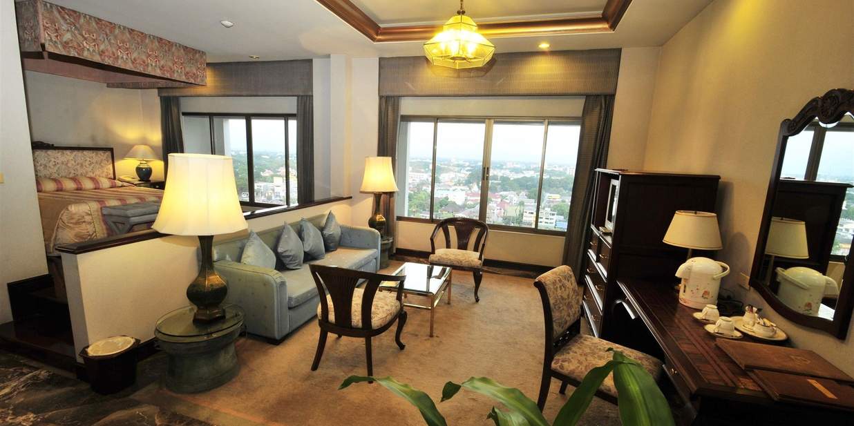 Deluxe suite room 